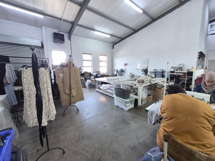 To Let Commercial Property for Rent in Ottery Western Cape